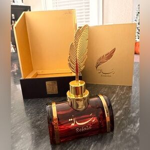 RESA Red and Gold Decorative Ink Bottle